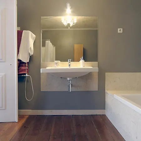 Апартаменты Madalena House *